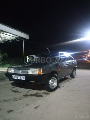LADA (VAZ) 21099 1993, 300,000 km - 1.5 l - Salyan