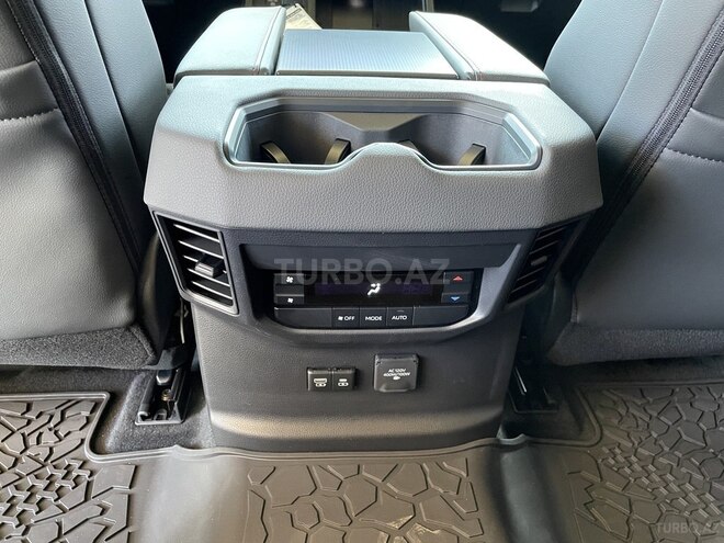 Toyota Sequoia 2025, 0 km - 3.4 l - Bakı