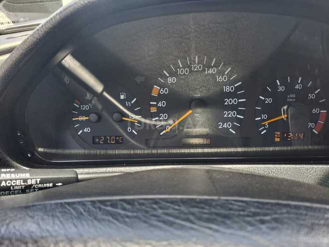 Mercedes C 200 2000, 157,000 km - 2.0 l - Bakı