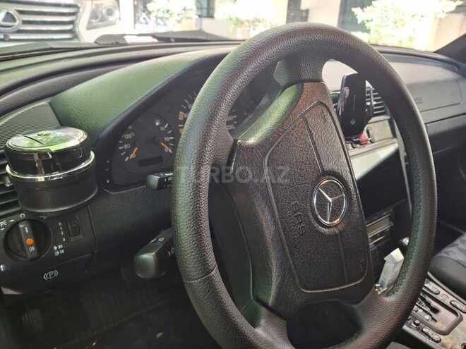 Mercedes C 200 2000, 157,000 km - 2.0 l - Bakı