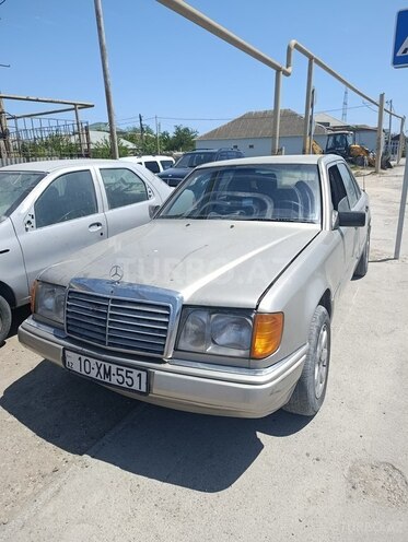 Mercedes E 250 1992, 400,000 km - 2.5 л - Bakı