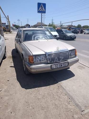 Mercedes E 250 1992, 400,000 km - 2.5 л - Bakı