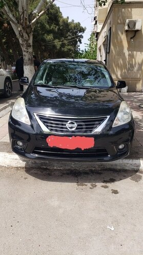 Nissan Sunny-1