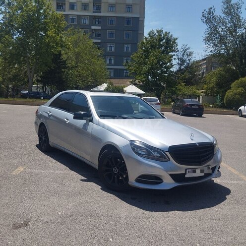Mercedes E 220 d 2013, 260,000 km - 2.2 л - Bakı