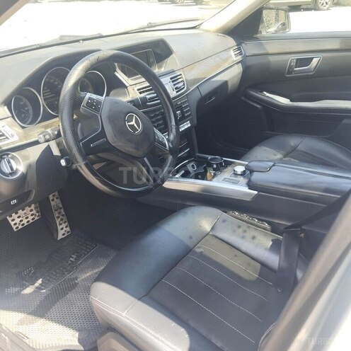 Mercedes E 220 d 2013, 260,000 km - 2.2 л - Bakı