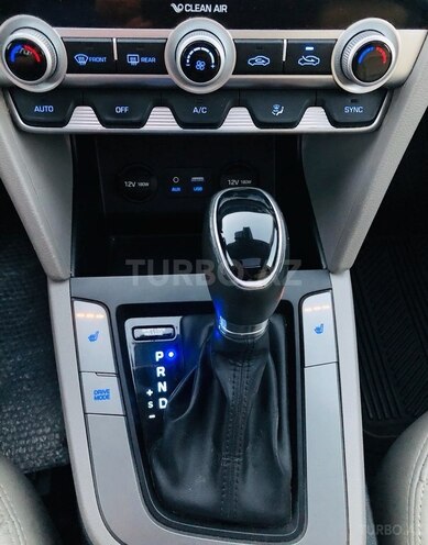 Hyundai Elantra 2019, 71,000 km - 2.0 л - Bakı
