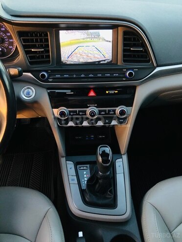Hyundai Elantra 2019, 71,000 km - 2.0 л - Bakı