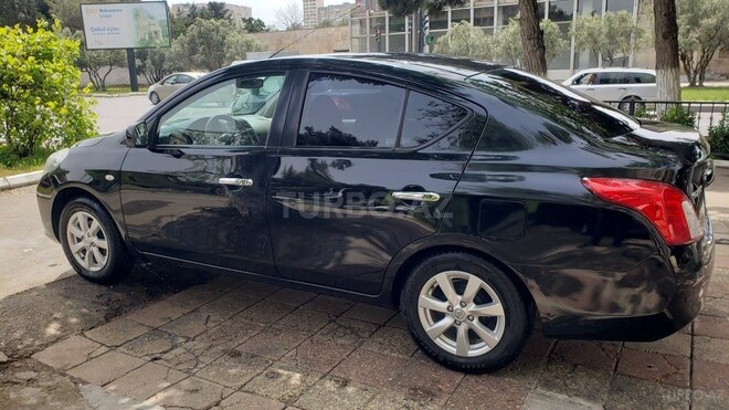 Nissan Sunny-3