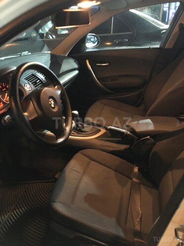 BMW 118 2006, 181,000 km - 2.0 l - Bakı