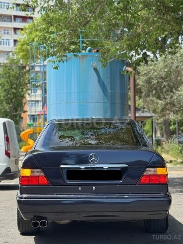 Mercedes E 220 1994, 438,833 km - 2.2 l - Bakı