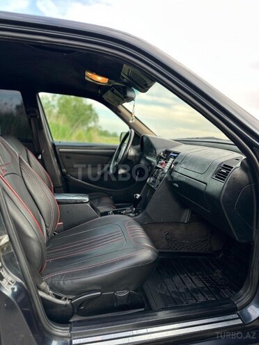 Mercedes C 180 2000, 399,999 km - 1.8 л - Yevlax