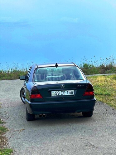 Mercedes C 180 2000, 399,999 km - 1.8 л - Yevlax