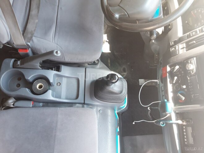 Isuzu  2013, 500,000 km - 5.2 l - Bakı