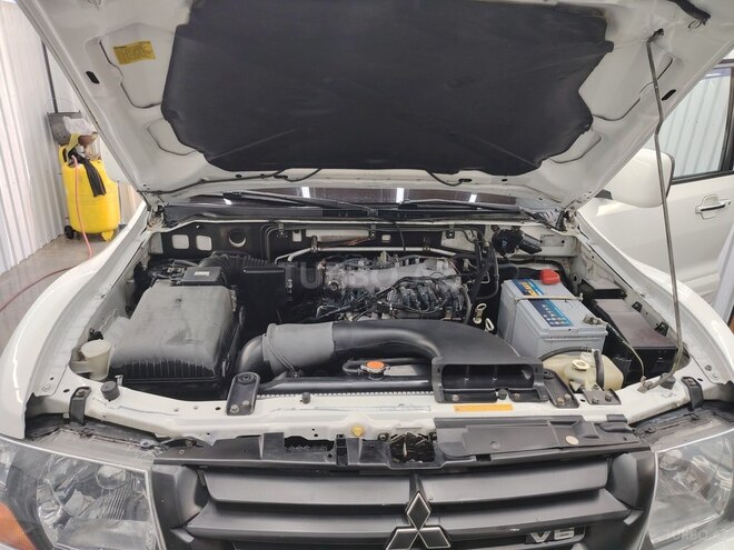 Mitsubishi Pajero 2002, 218,000 km - 3.0 l - Sumqayıt