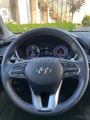 Hyundai Santa Fe-17