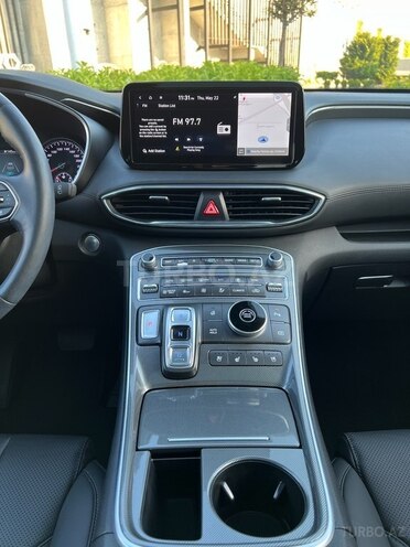 Hyundai Santa Fe-15