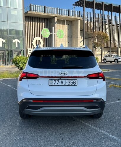 Hyundai Santa Fe-4