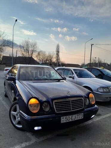 Mercedes E 230 1997, 520,000 km - 2.3 l - Mingəçevir