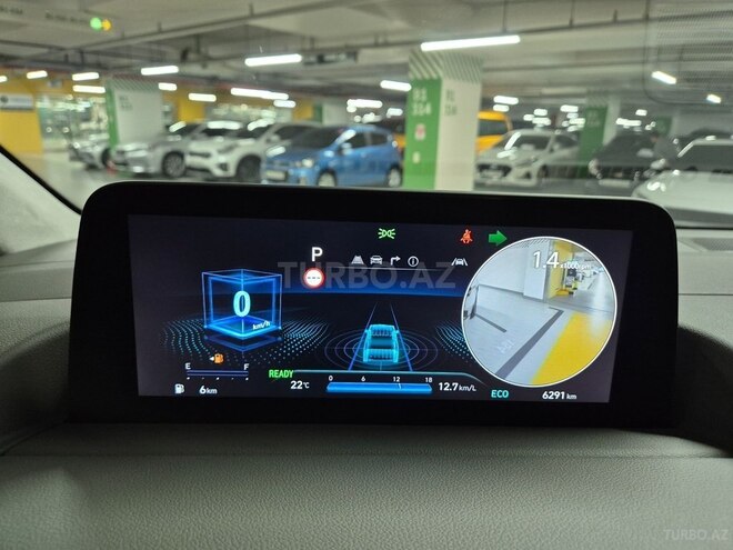 Hyundai Staria-9