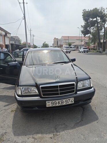 Mercedes C 240 1998, 300,000 km - 2.4 l - Zaqatala