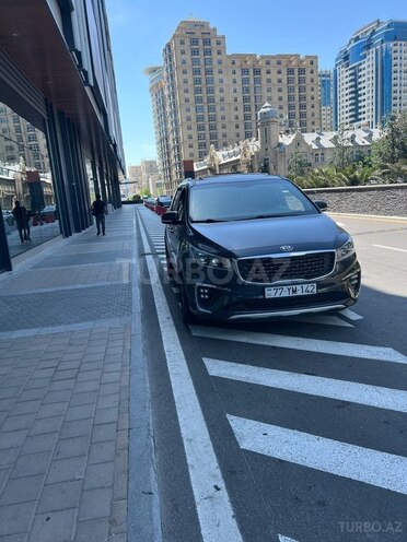 Kia Carnival 2019, 136,900 km - 2.2 l - Bakı