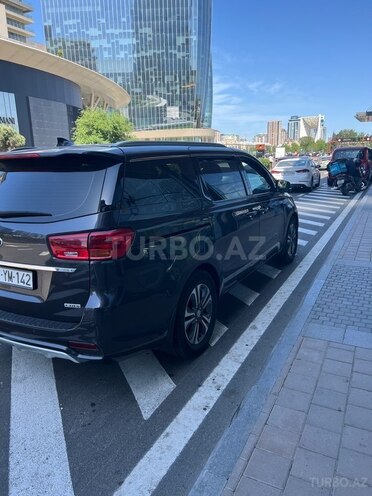 Kia Carnival 2019, 136,900 km - 2.2 l - Bakı