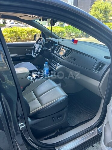 Kia Carnival 2019, 136,900 km - 2.2 l - Bakı
