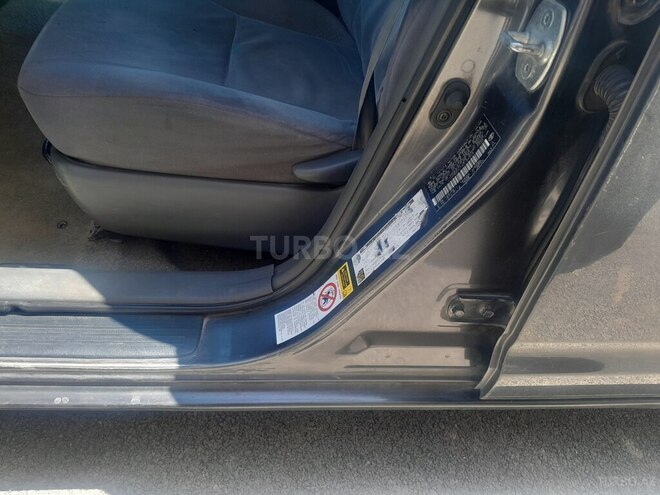 Toyota Prius-7