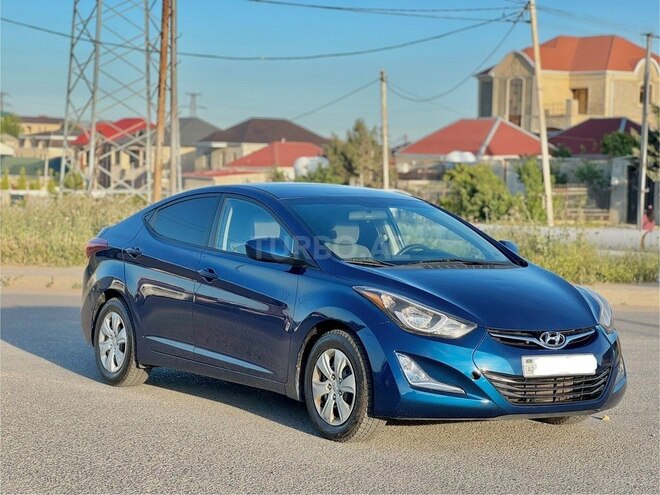 Hyundai Elantra 2015, 138,000 km - 1.8 l - Gəncə
