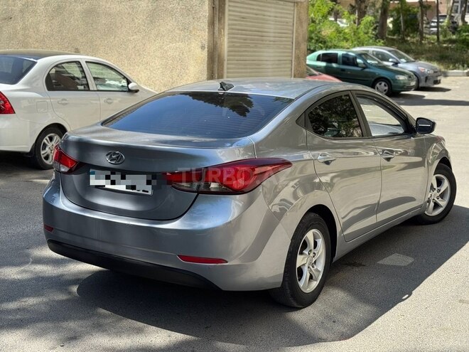 Hyundai Elantra 2015, 320,000 km - 1.8 л - Bakı