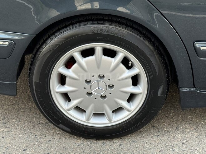Mercedes E 240 1999, 346,000 km - 2.4 л - Sabirabad