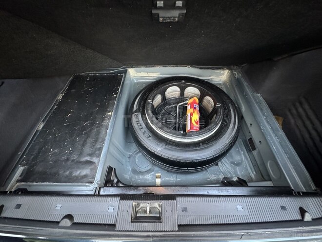Mercedes E 240 1999, 346,000 km - 2.4 л - Sabirabad
