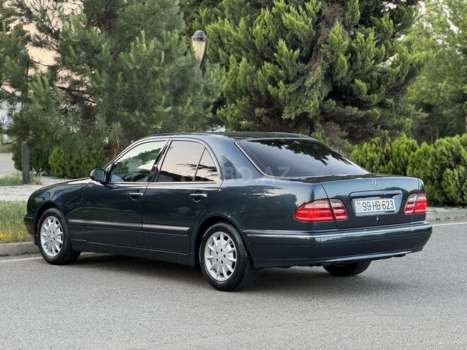 Mercedes E 240 1999, 346,000 km - 2.4 л - Sabirabad
