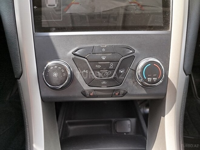 Ford Fusion (North America) 2015, 260,809 km - 1.5 л - Sumqayıt