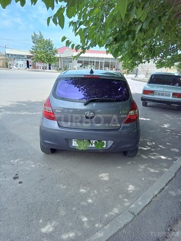 Hyundai i20 2010, 322,158 km - 1.4 l - Mingəçevir