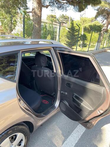 Kia  2008, 383,000 km - 1.6 l - Bakı