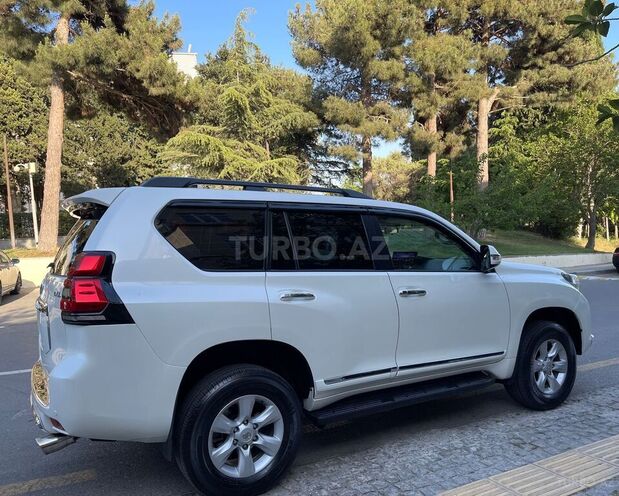 Toyota Land Cruiser Prado 2010, 195,000 km - 2.7 л - Bakı