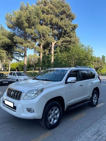Toyota Land Cruiser Prado 2010, 195,000 km - 2.7 л - Bakı