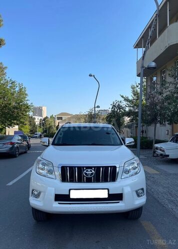 Toyota Land Cruiser Prado 2010, 195,000 km - 2.7 л - Bakı
