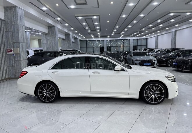 Mercedes S 560 4MATIC 2017, 191,400 km - 4.0 l - Bakı