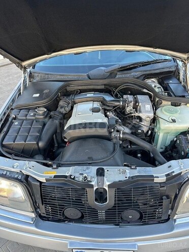 Mercedes C 220 1995, 232,360 km - 2.2 л - Masallı