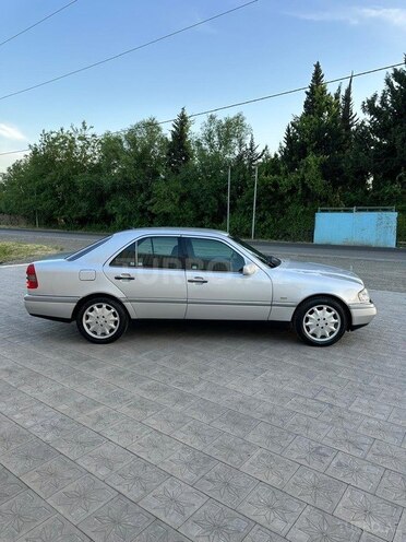 Mercedes C 220 1995, 232,360 km - 2.2 л - Masallı