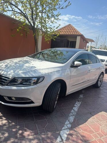 Volkswagen Passat CC 2013, 238,000 km - 2.0 l - Quba