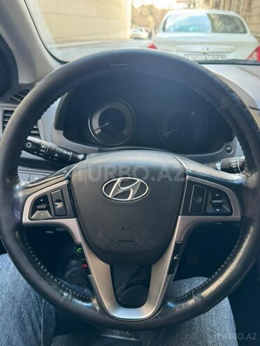 Hyundai Accent 2015, 192,000 km - 1.6 l - Bakı