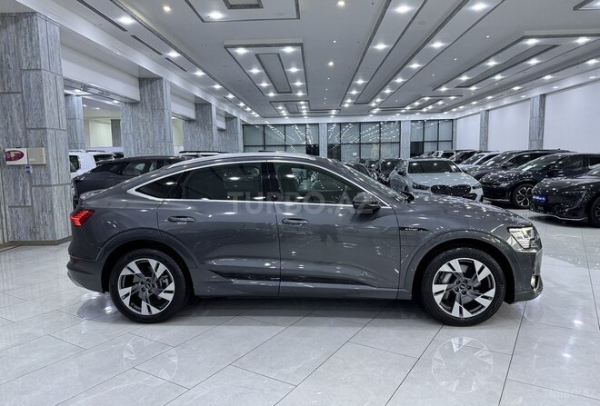 Audi e-tron 2022, 7,100 km - 0.0 l - Bakı