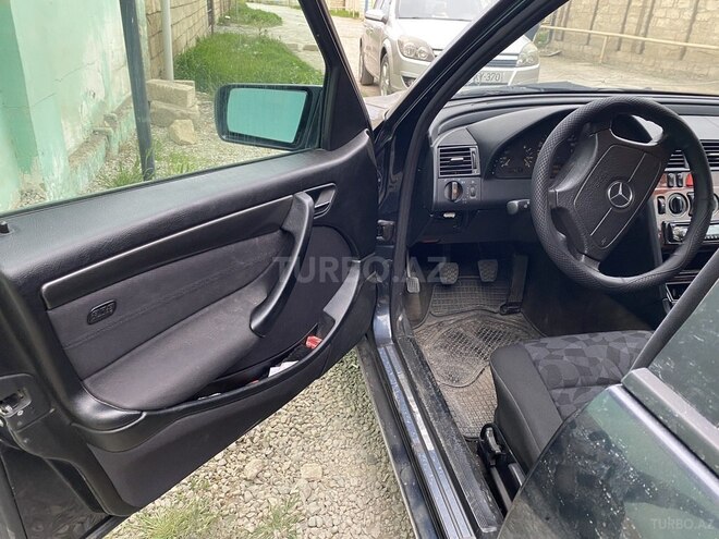 Mercedes C 180 1999, 499,528 km - 1.8 l - Xaçmaz