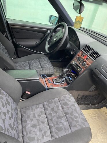 Mercedes C 180 1999, 499,528 km - 1.8 l - Xaçmaz