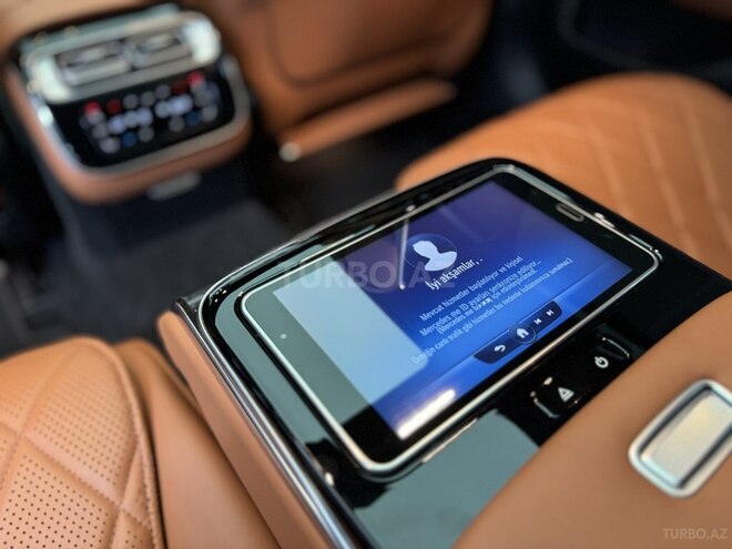 Mercedes S 500 4MATIC-11