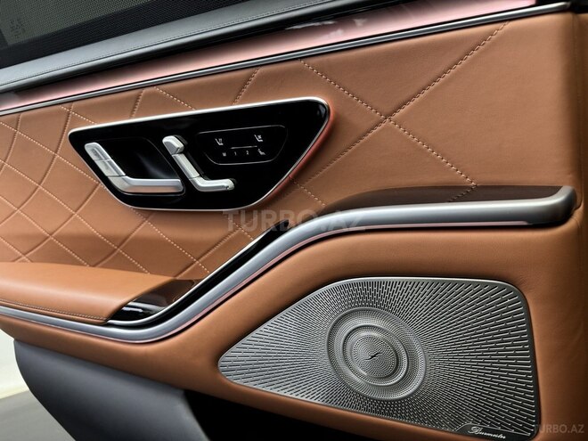 Mercedes S 500 4MATIC-13
