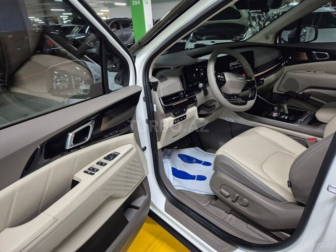 Kia Carnival 2025, 800 km - 1.6 l - Bakı